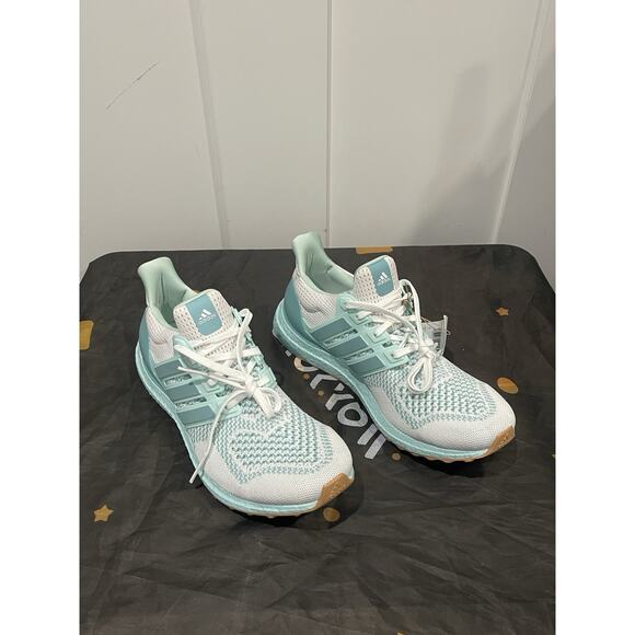 New Women’s 10.5 Adidas UltraBoost 1.0 ‘Mint Ton’ Cloud White JR3373 - Picture 4 of 9